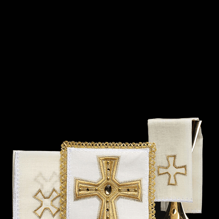 Juego corporal de altar lino ricamente bordado con cruz y piedras 1