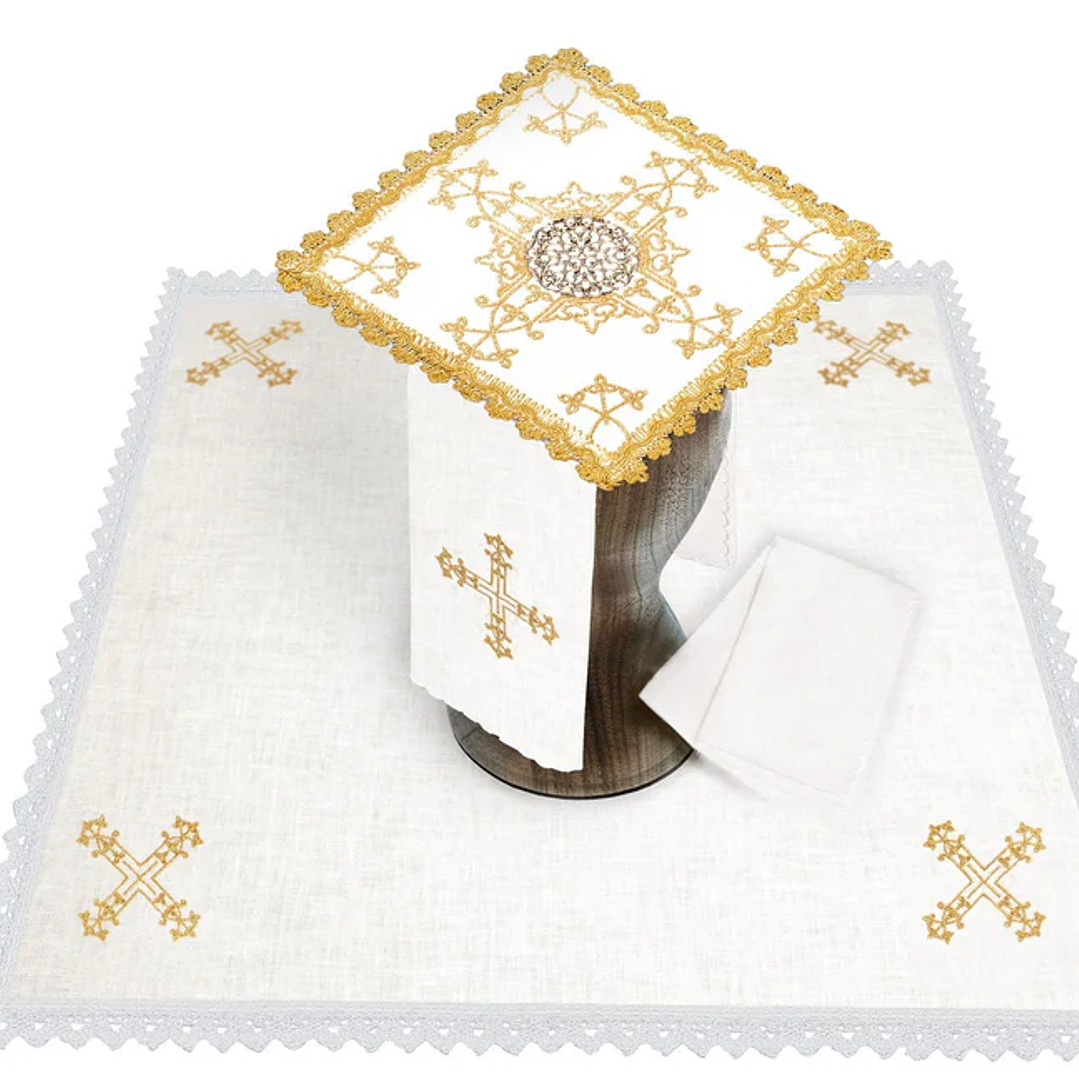 Juego corporal de cáliz de lino con adorno de metal 1