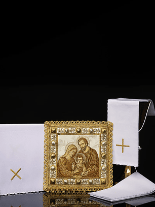 Conjunto corporal de cáliz de Navidad con la imagen de la Sagrada Familia