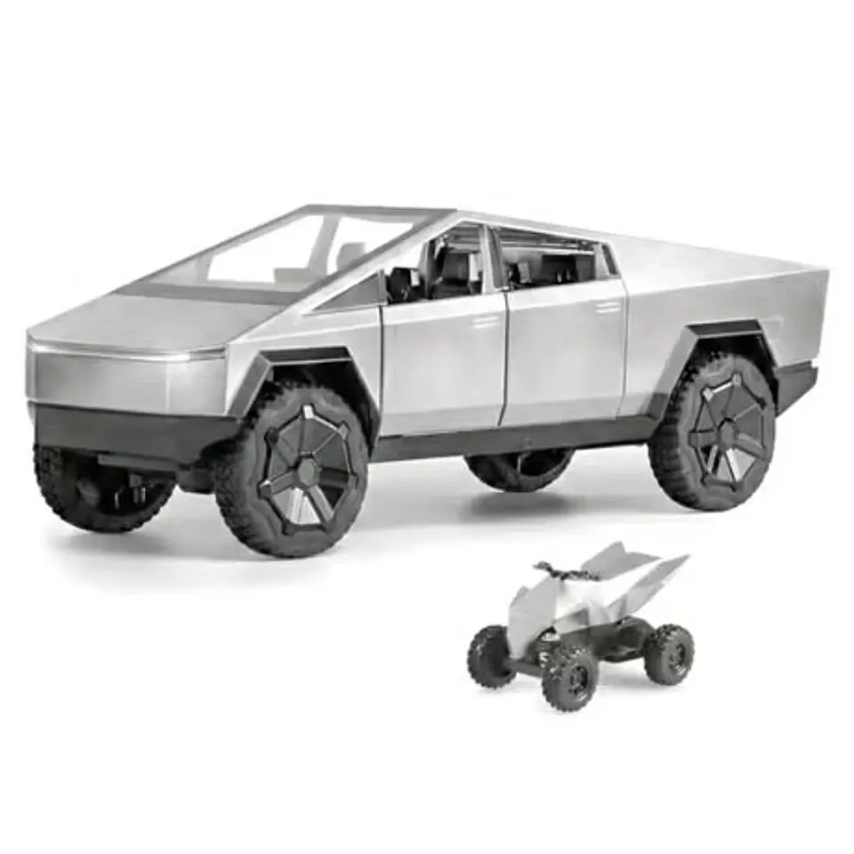 Tesla Camioneta Cybertruck con Cuadrimoto 1
