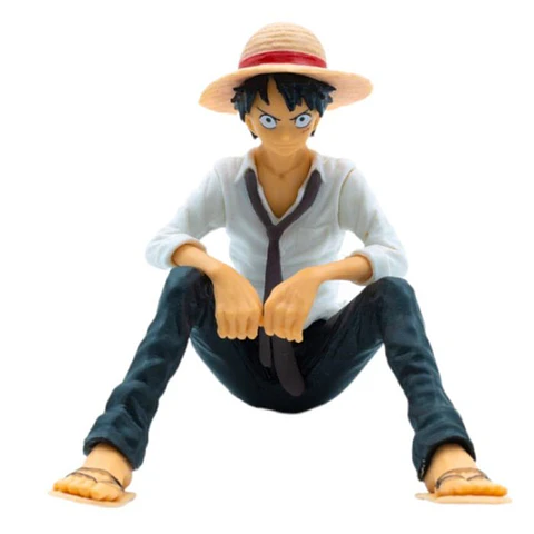 One Piece: Monkey D. Luffy Sentado