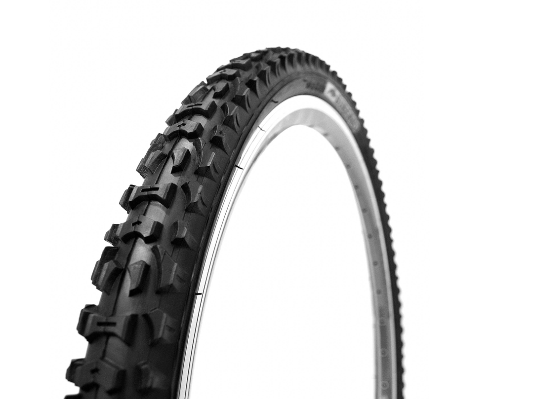 NEUMÁTICO BUFFALO CALUGA MTB 26 X 2.10 NEGRO                                                         1