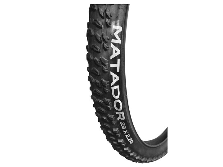 NEUMÁTICO DURO 29 X 2.20 MODELO MATADOR A 860A BS 30TPI HF860A BLACK SKINWALL ALAMBRE / RIGID 2