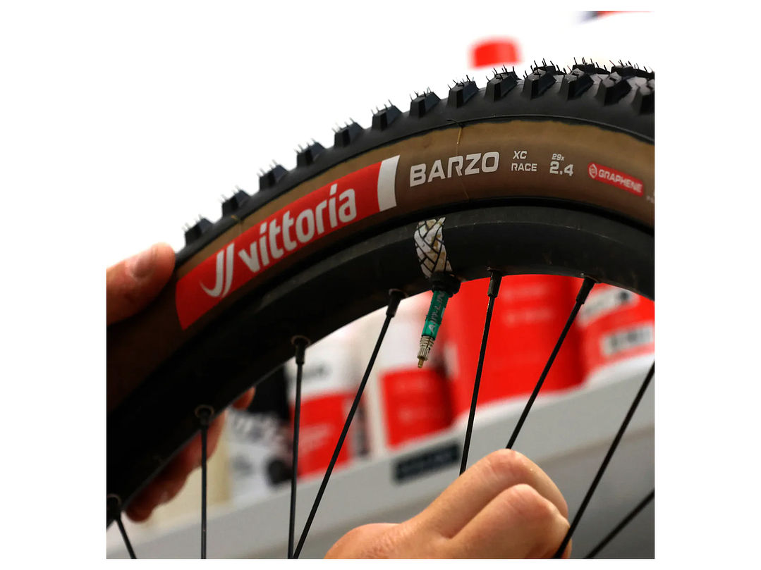NEUMÁTICO VITTORIA BARZO XC RACE 29X2.4 BROWN TLR / FOLDABLENEW XC RACE 3