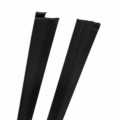 Perfil de Aluminio Negro, tipo "J" 2,45mt