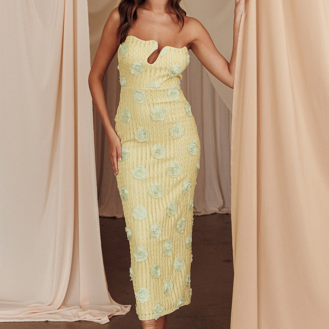 Horizon Strapless Textured Floral Midi Dress Green 5