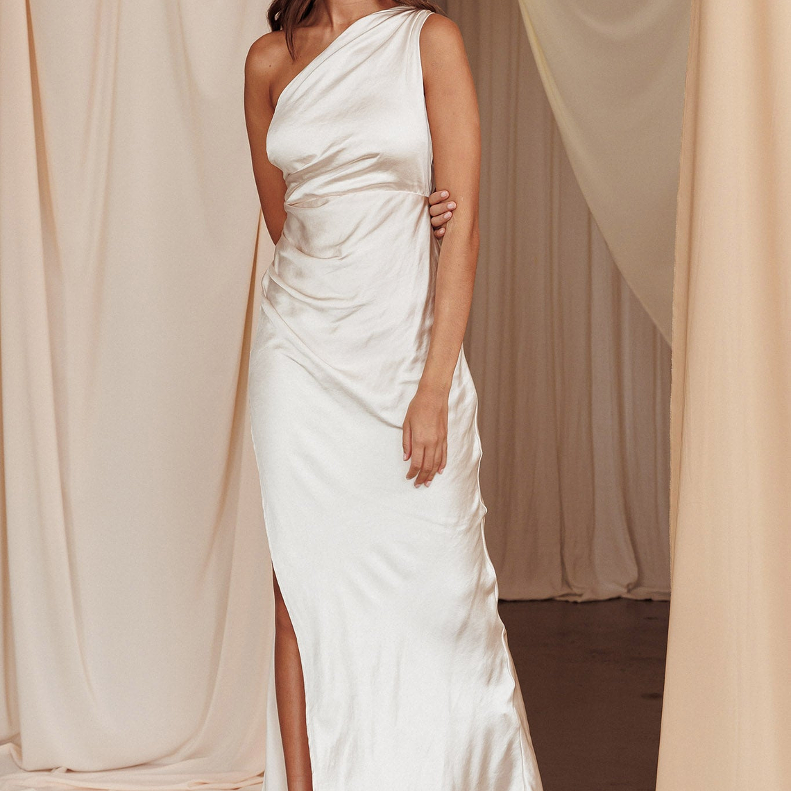 Kamillia One-Shoulder Split Maxi Dress Champagne 4