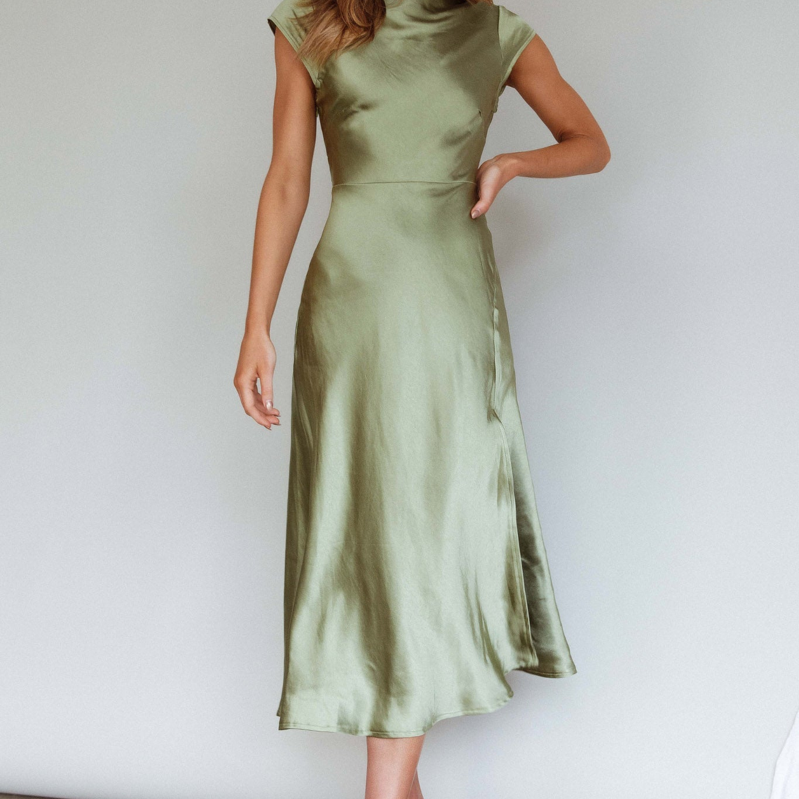 Lucinda Twist Back Midi Dress Olive 1