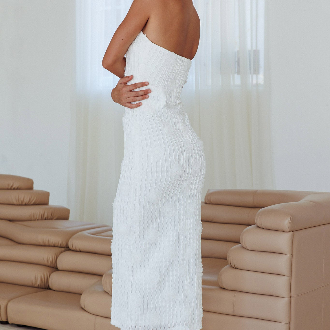 Horizon Strapless Textured Floral Midi Dress White 2