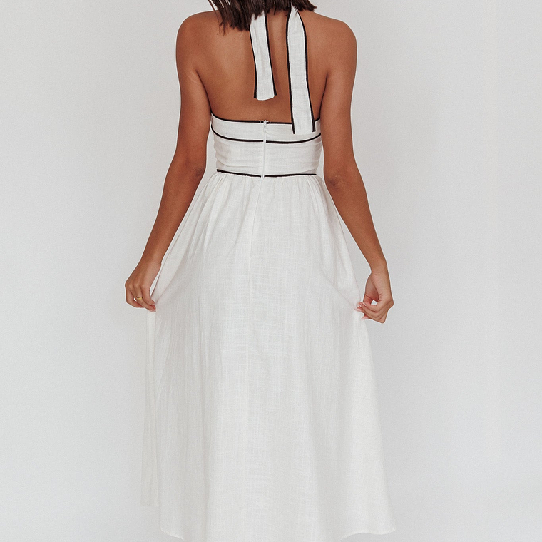 Rune Backless Maxi Dress White 4