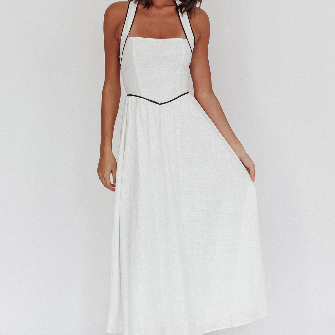 Rune Backless Maxi Dress White 5