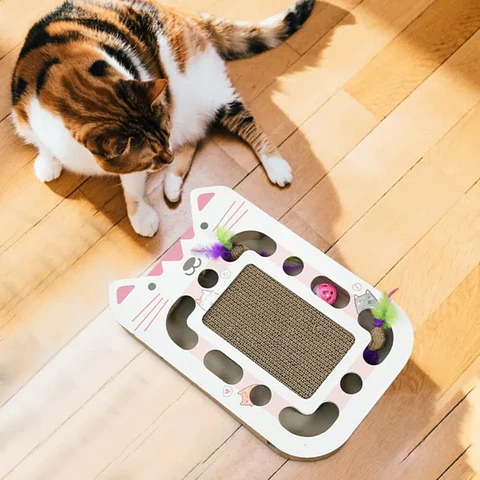 Rascador Con Pelota Para Gato 44x25x5 cms 