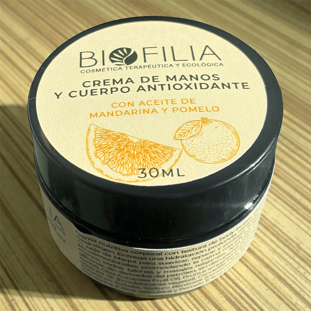 Crema Antioxidante de Manos y Cuerpo con Aceites Esenciales de Mandarina y Pomelo