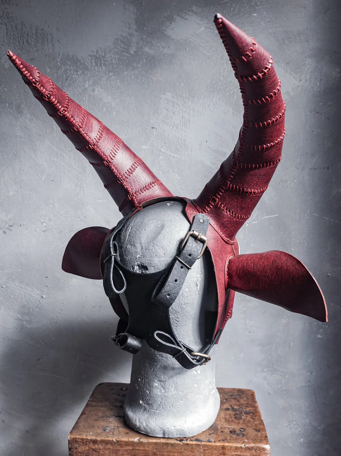 Máscara en cuero Baphomet 5