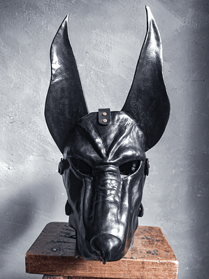 Máscara Anubis moldeada