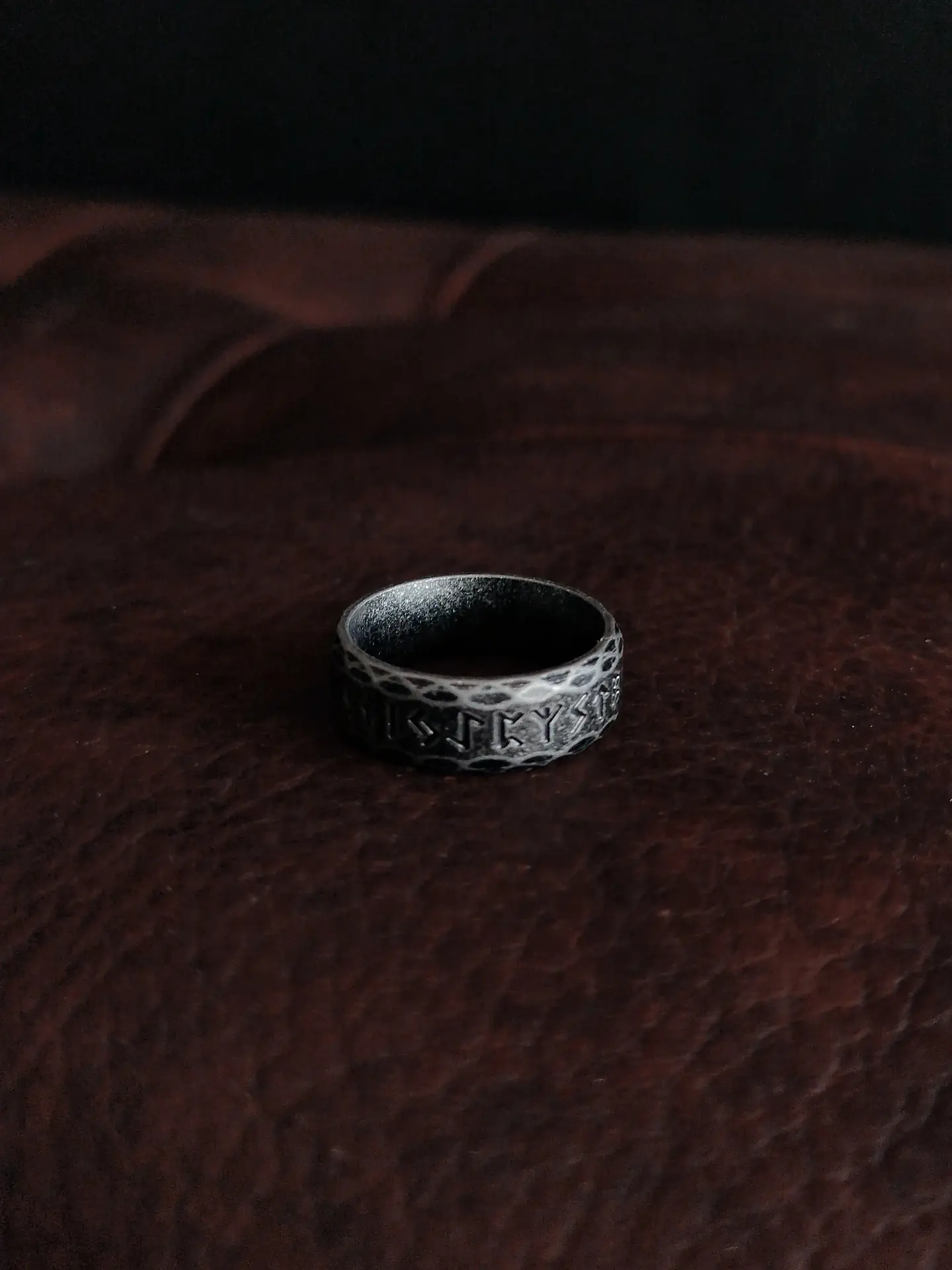 Anillo rúnico martillado 2
