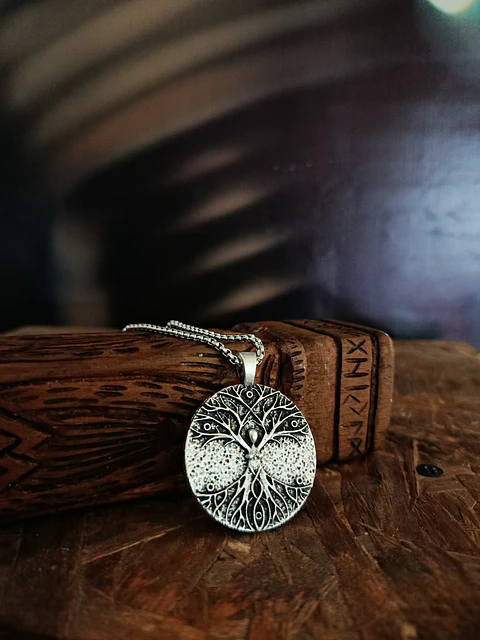 Collar Yggdrasil F2