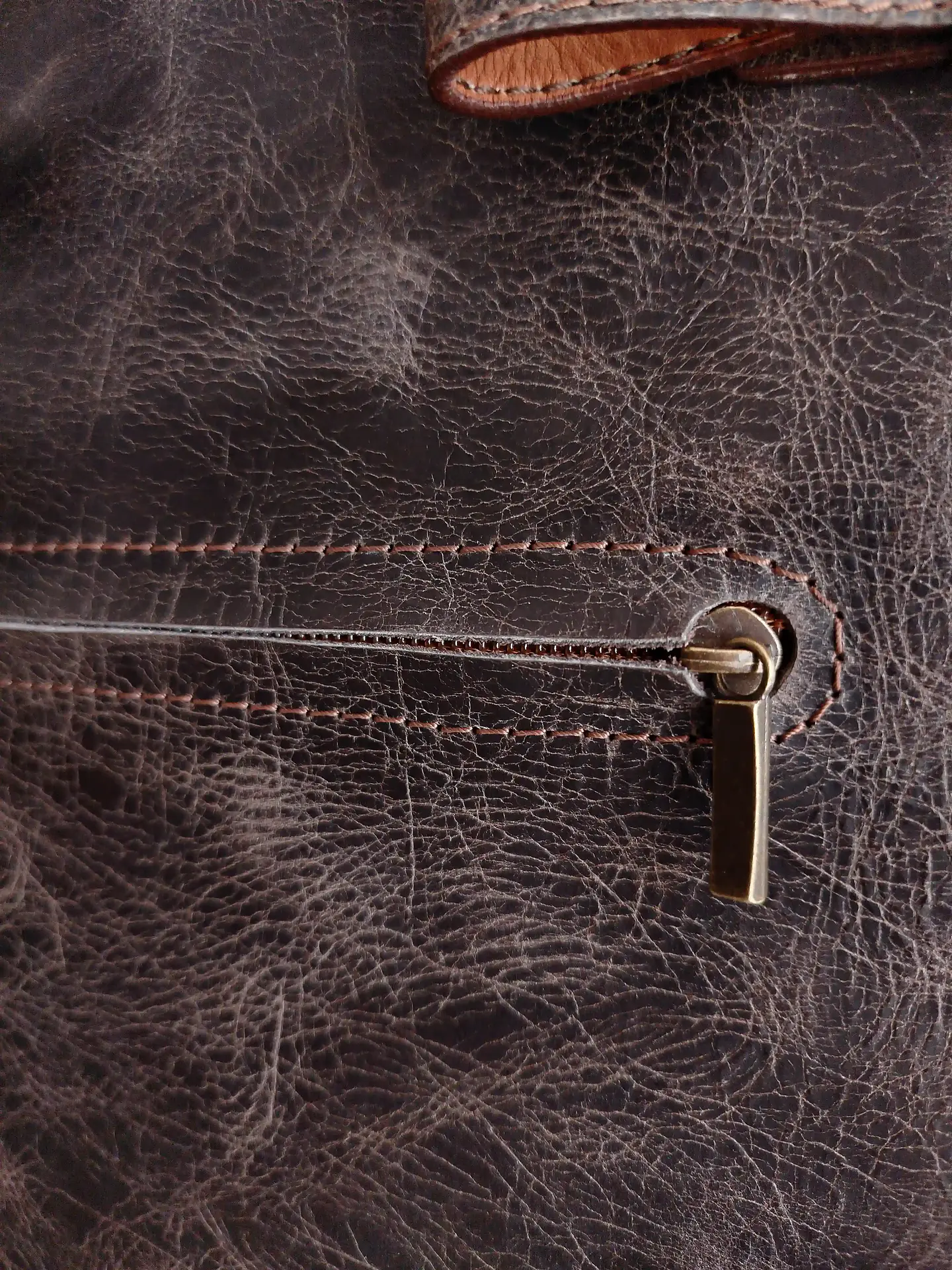 Morral en cuero Lone Gal 8