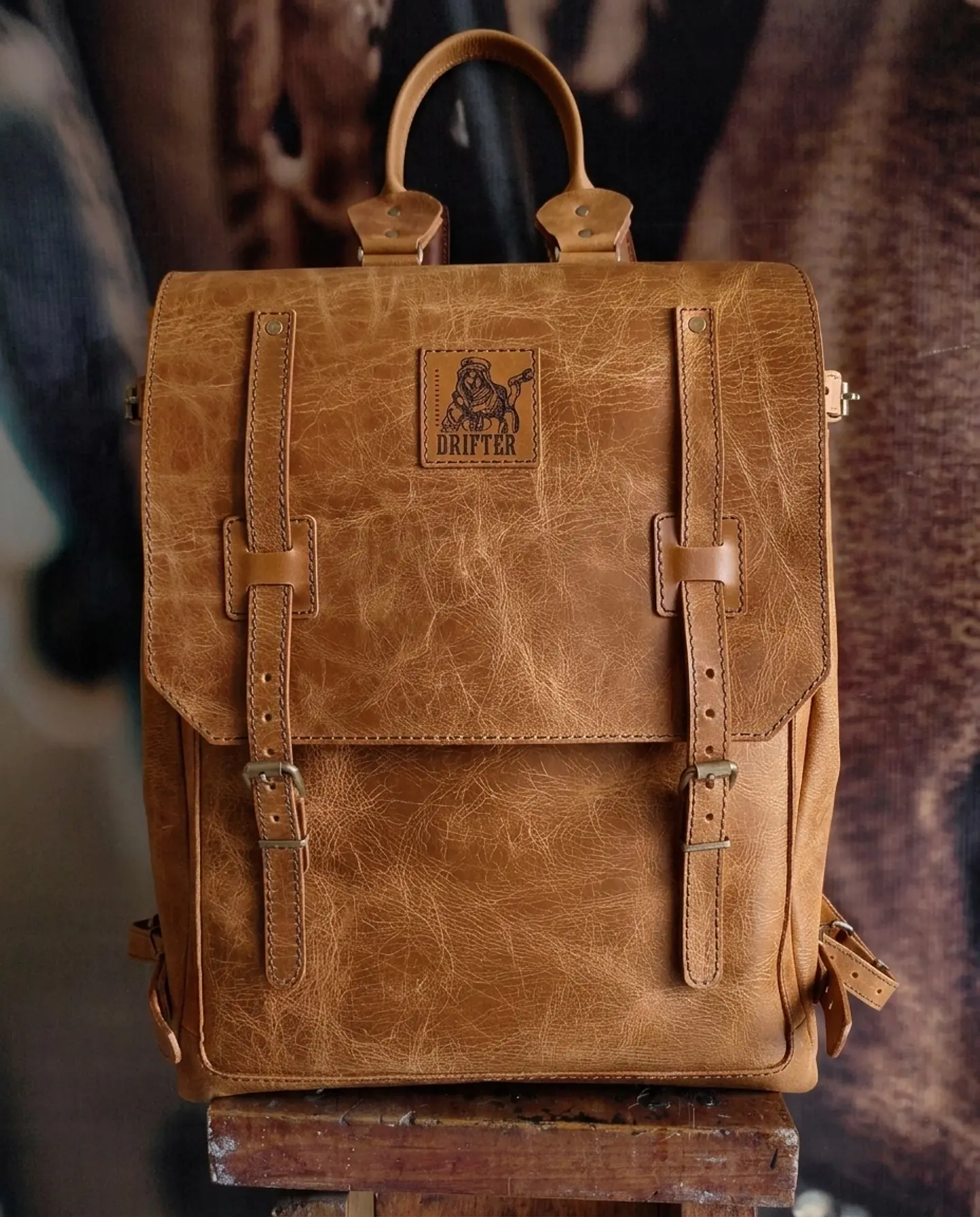 Morral en cuero Lone Gal 4