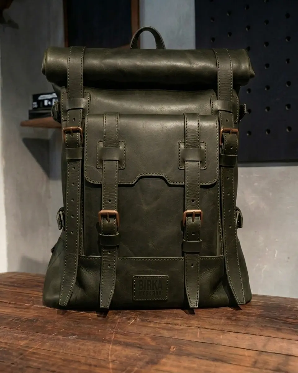 Morral en cuero tipo rolltop Valley 4