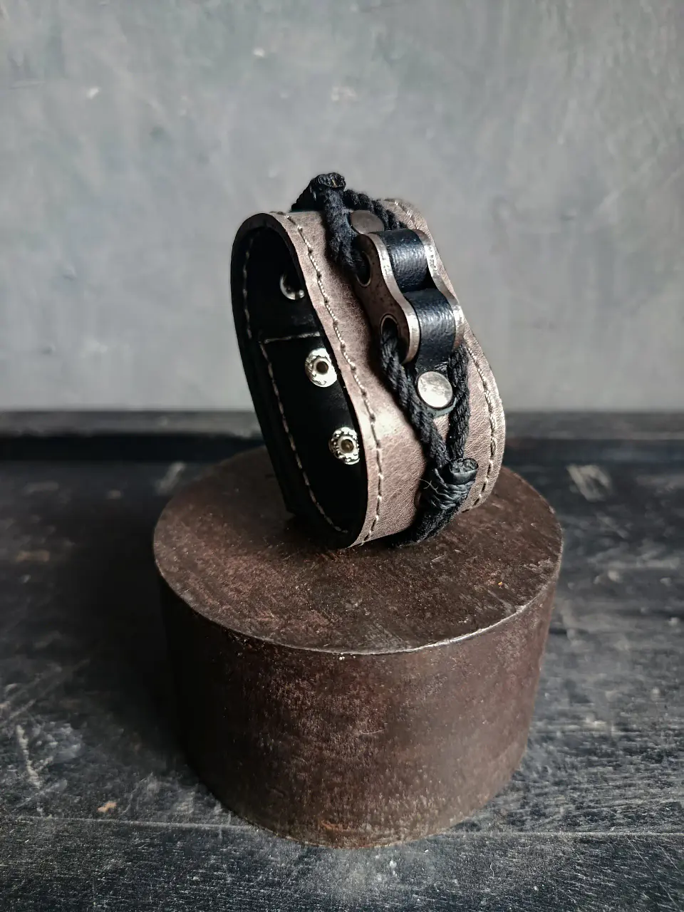 Pulsera en cuero RC 6