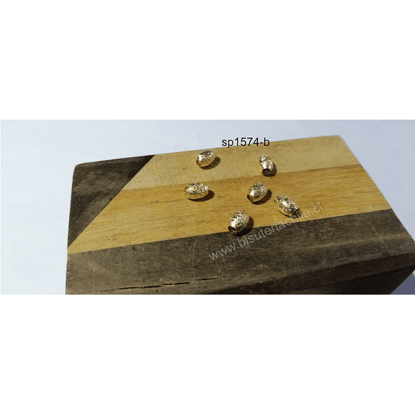 Separador baño de oro escarchado, 7 x 5 mm, agujero de 2 mm, set de 6 unidades