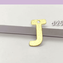 Letra J baño de oro, 14 x 8 mm, por unidad
