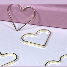 Dije baño de oro en forma de corazón, 15 x 16 mm, por unidad. San Valentin