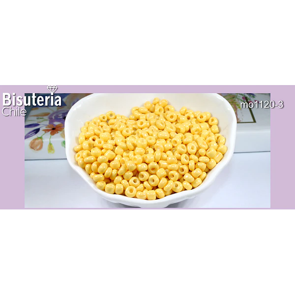 Mostacillón color amarillo, bolsa de 50 grs (6/0)