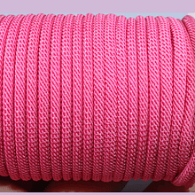 Cordón para joyería de Poliester, 3 mm de grosor, color rosa fuerte, set de 3 metros.