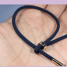 Pulsera de cordón con manillas y terminal de baño de oro de 18 k, color azul por unidad