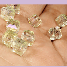 Cristal Checo cubo facetado de 7 mm, set de 10 cristales