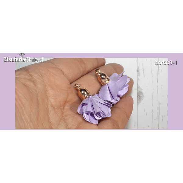 Borla flor lila base dorado 24 mm de largo, por par