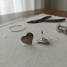 Base de aro baño de plata en forma de corazón, 15 mm, por par-