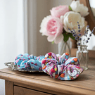 set de Scrunchies modelo Hello Kitty para el cabello, 13.5 cm de ancho (mediano) set de 2 unidades