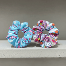 set de Scrunchies modelo Hello Kitty para el cabello, 13.5 cm de ancho (mediano) set de 2 unidades