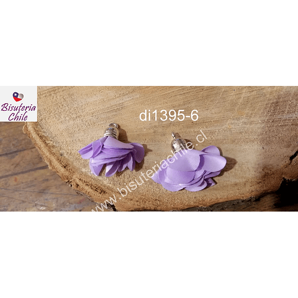 Borla flor lila, base plateado, 24 mm de largo, por par