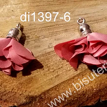 Borla flor rosada base plateado, 24 mm de largo, por par