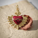 Dije corazón baño de oro con aplicación, 20 x 20 mm, por unidad