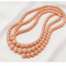 Perla de vidrio pintado 8 mm color durazno tira de 54 unidades