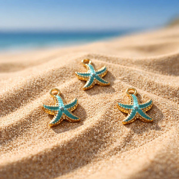 dije esmaltado estrella de mar turquesa base dorado, 15 mm, por unidad