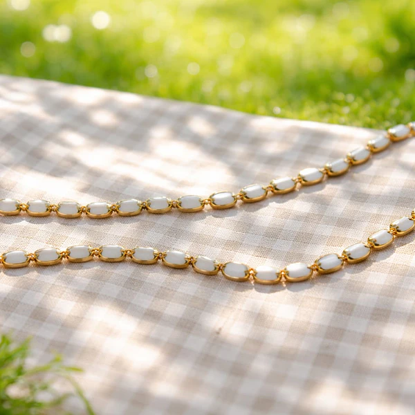 Cristal blanco con aplicación, 7 x 4 mm, tira de 50 cristales aprox