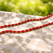 Cristal rojo con aplicación, 7 x 4 mm, tira de 50 cristales aprox