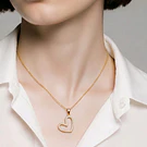 colgante corazón con zircones, baño de oro de 18 k, 15 mm, por unidad (con valier)