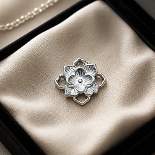 Colgante flor, baño de plata doble conexión, 20 x 20 mm, por unidad