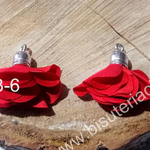 Borla flor rojo, base plateado, 24 mm de largo, por par