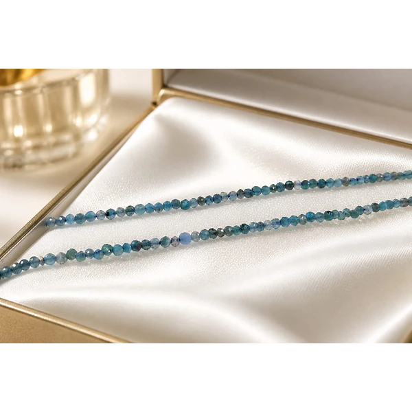 Apatita facetada de 1.8 mm, tira de 170 piedras aprox
