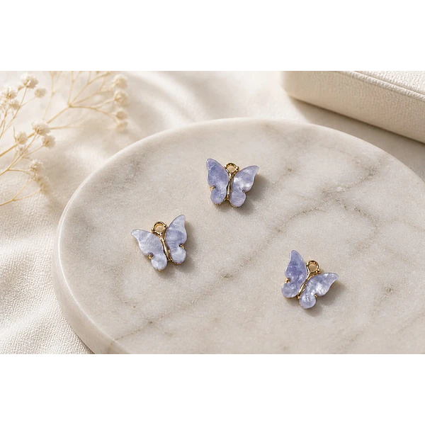   dije mariposa lila esmaltada base plateado, 13 x 12 mm, por unidad