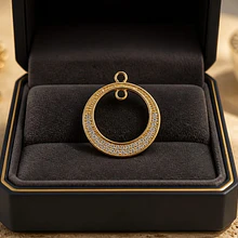 Colgante con zirconia, baño de oro, 25 mm, por unidad