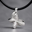 colgante en forma de mariposa, baño de plata, 33 x 21 mm, por unidad